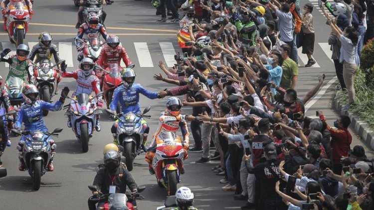 Fakta Menarik Parade Motogp Di Jakarta, Para Rider Minum Wedang Jahe