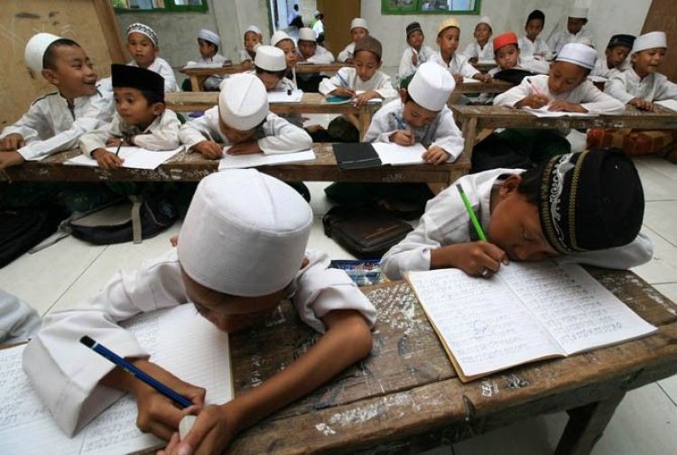 Madrasah dihapus dalam Draf RUU Sisdiknas 2022