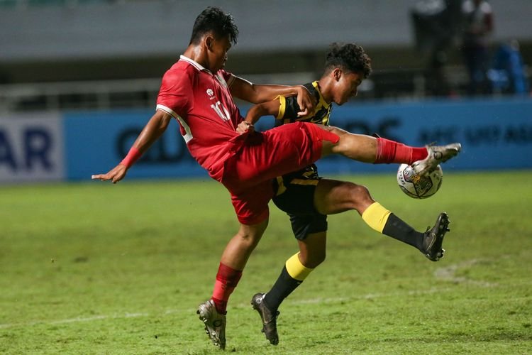 Tetap Semangat! Timnas Indonesia U-17 Gagal Lolos Piala Asia 2023 Usai Kalah dari Malaysia.