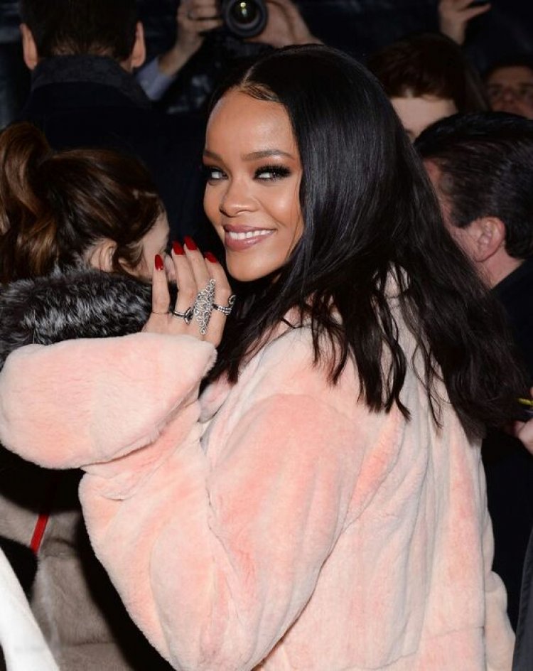 Rihanna Rilis Single Baru Setelah Enam Tahun