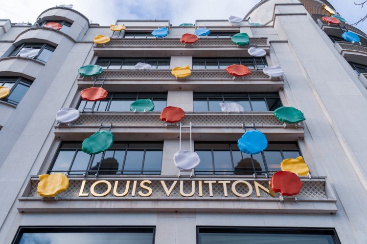 Louis Vuitton Rayakan Kolaborasi Terbaru dengan Yayoi Kusama