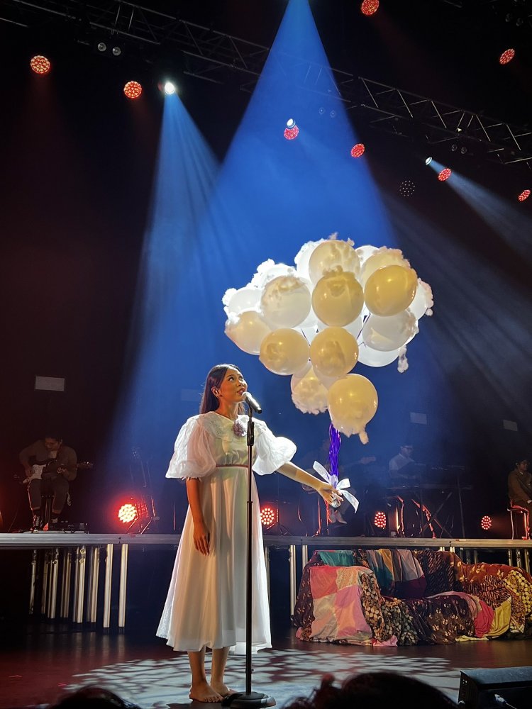 Nadin Amizah sukses bawakan Konser Selamat Ulang Tahun di Malaysia