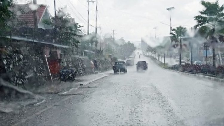 BMKG Minta Warga Sulawesi Utara Waspadai Cuaca Ekstrem Hingga 25 Januari