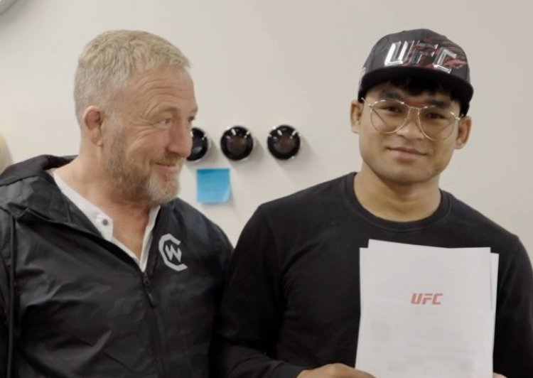 Jeka Saragih Jadi Orang Pertama Indonesia yang Resmi Dikontrak UFC