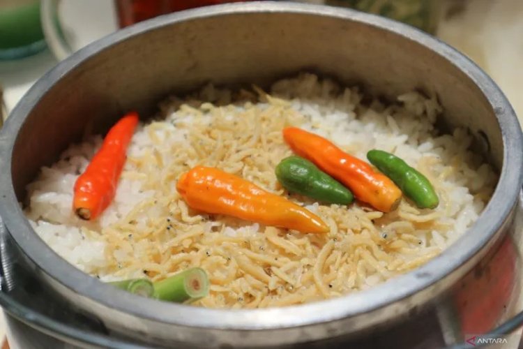 Resep Nasi Liwet Nikmat Cuma Pakai Rice Cooker, Cocok untuk Sahur Hingga Berbuka