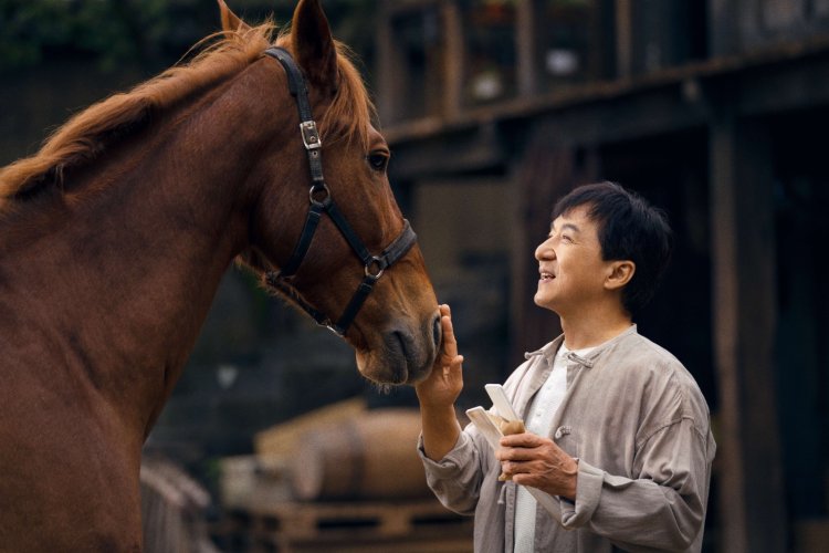 Review "Ride On": Kisah Drama Jackie Chan dengan Anaknya