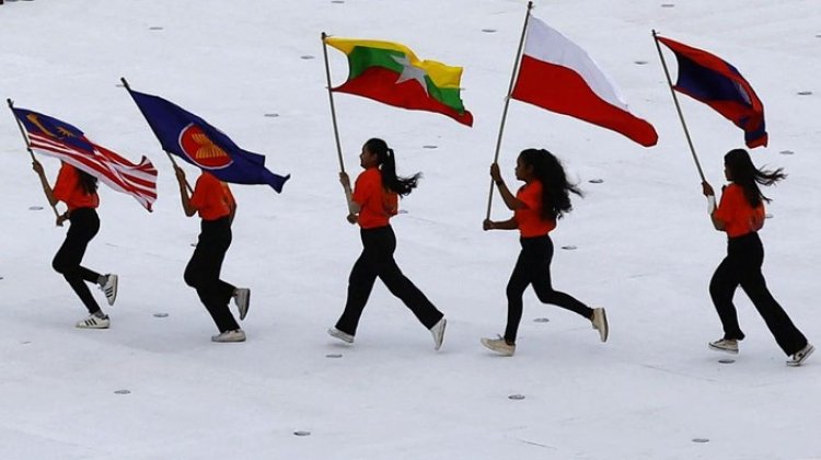 Bendera Indonesia Terbalik saat Pembukaan Sea Games 2023, Menpora Kamboja: Kami Minta Maaf