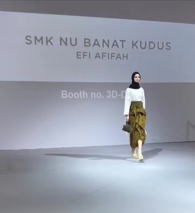 Busana Karya Siswi SMK Asal Kudus Dipamerkan di Hongkong Fashion Week