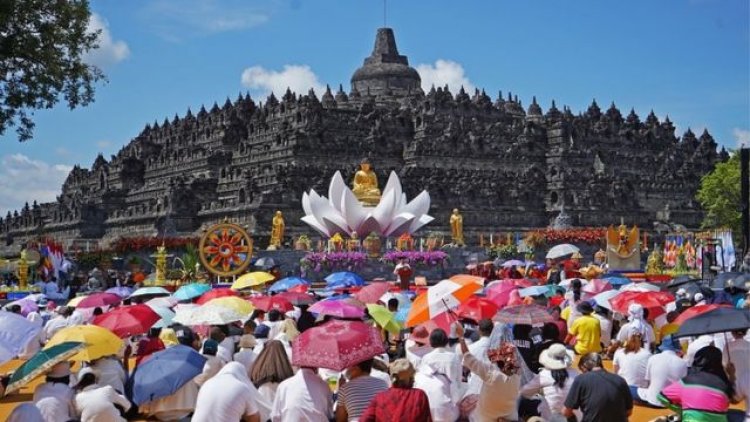 Rangkaian Acara Waisak 2023 di Candi Borobudur