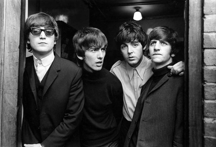 Gunakan Al, Paul McCartney Selesaikan Lagu Terakhir untuk The Beatles