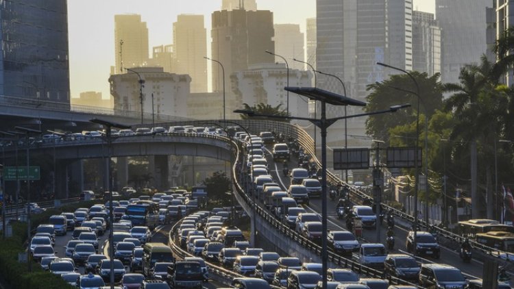 Jakarta Dilanda Polusi, Kendaraan Listrik Jadi Solusi?