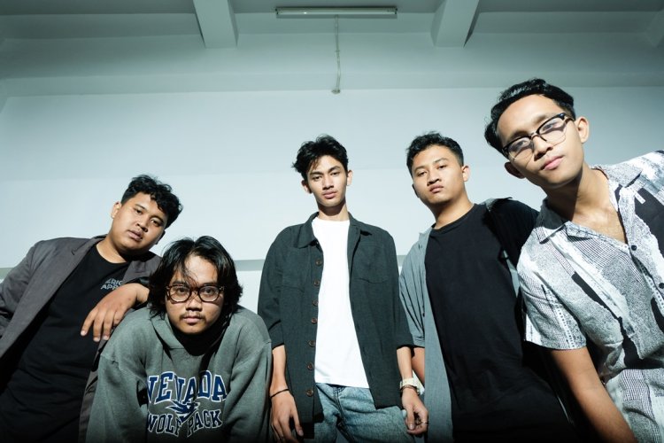Band Pendatang Baru Twnts Lepas Album Mini "Arah Waktu"