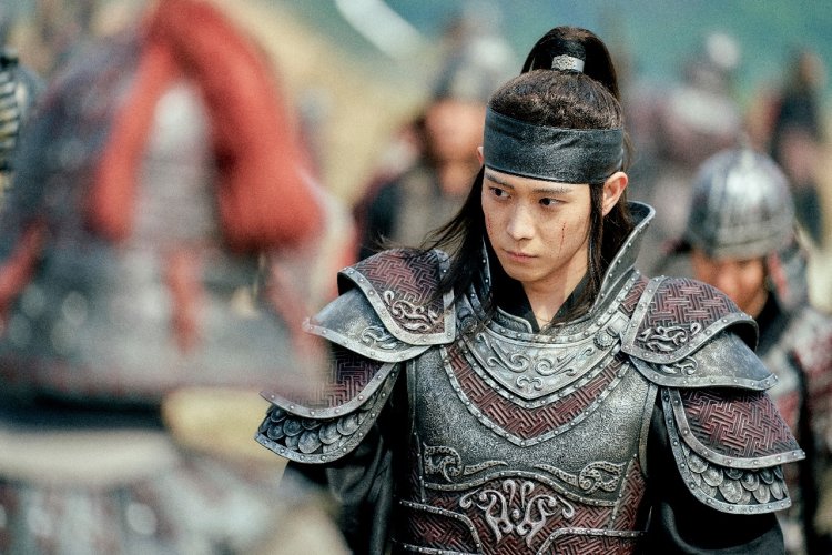 Fakta Menarik tentang Kim Young Dae, Pemeran Han Jun Oh di Moon in the Day