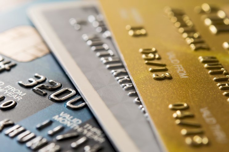 Mulai 1 Juli 2020, Transaksi Kartu Kredit Wajib menggunakan PIN