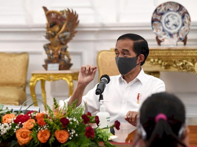 Masyarakat Dukung Wacana Jokowi Rombak Ulang Kabinet