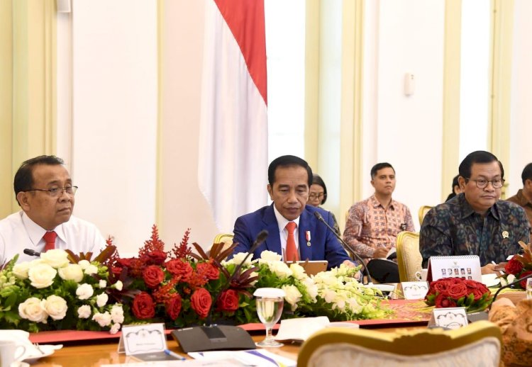 Jokowi Semangati Menterinya di Tengah Krisis Pandemi COVID-19