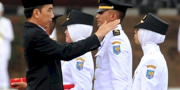 Pesan Jokowi Untuk Pamong Praja Lulusan IPDN: Kita Perlu Cara Kerja Baru