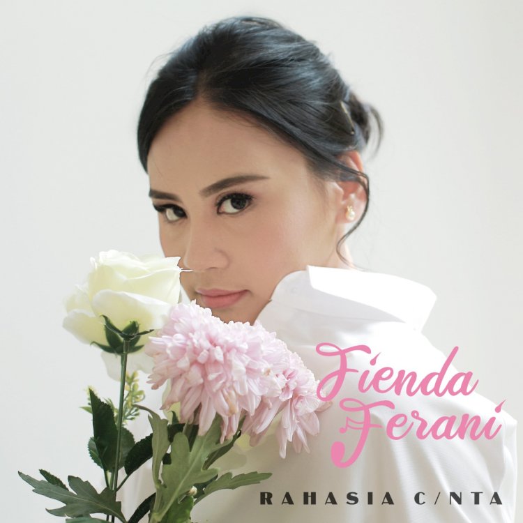 'Rahasia Cinta' Debut Single Dr. Fienda Ferani, untuk Tenaga Medis dan Masyarakat Indonesia