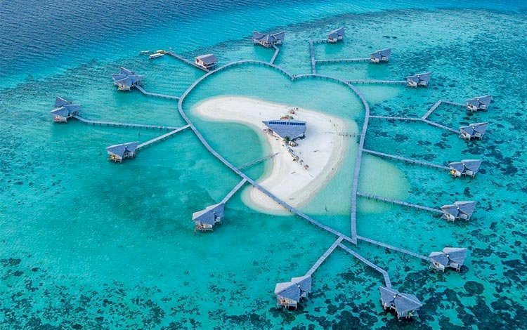 Romantisme Pulau Cinta Eco Resort Gorontalo 