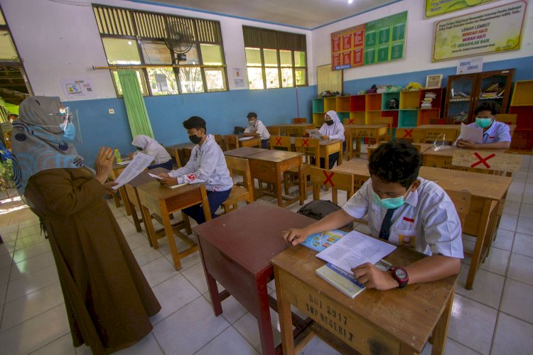 Pemprov DKI Jakarta Pertimbangkan Buka Kembali Sekolah Tatap Muka