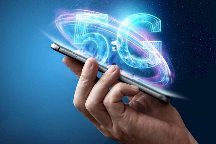 Siap Hadirkan 5G, Smartfren Beli Saham Moratelindo