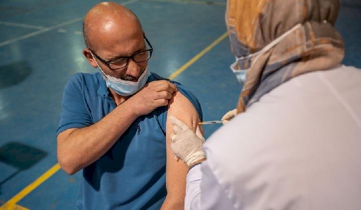 Palestina Batalkan Penerimaan 1 Juta Dosis Vaksin dari Israel yang Hampir  Kadaluarsa