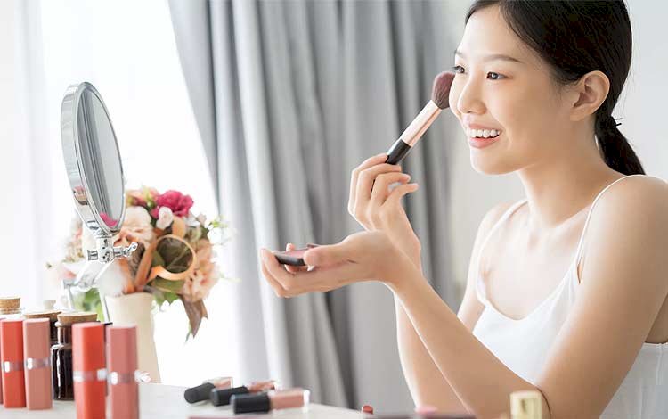 5 Hal Penting yang Perlu Diperhatikan Saat Baru Belajar Make-up
